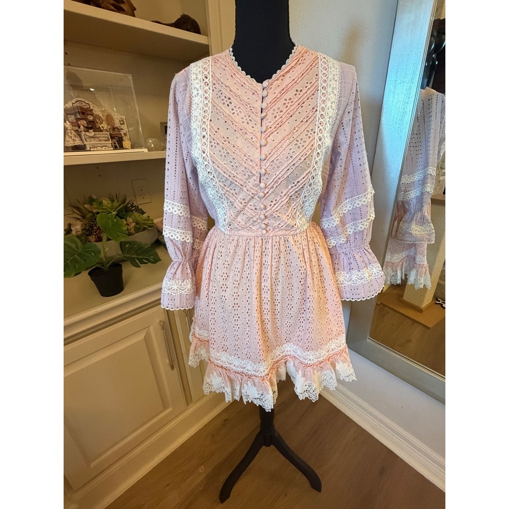 Hemant and Nandita Eyelet Lace Mini Dress Pink Lilac Lavender Boho Small - Picture 2 of 5